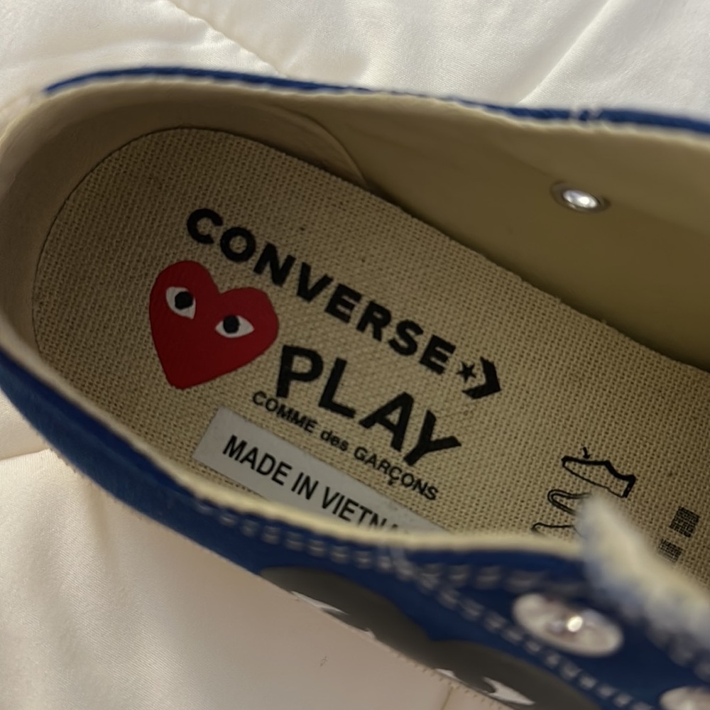 Worn Twice - image 3